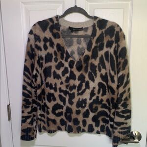 360 Cashmere Leopard Print V-Neck Sweater